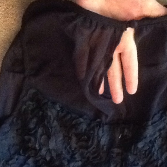 Maddy K body con dress. - Picture 5 of 5