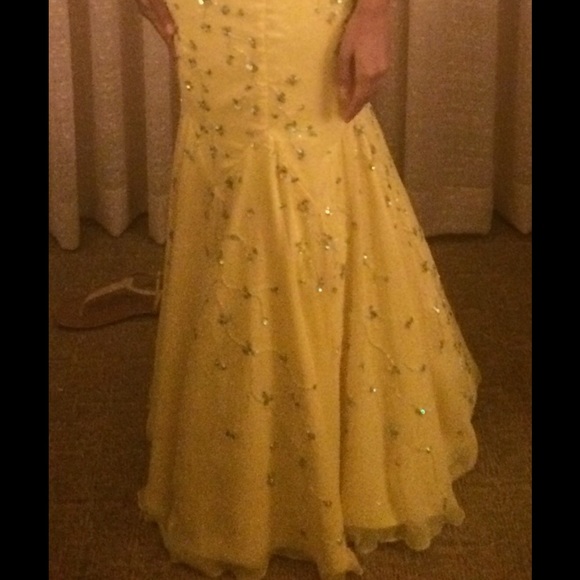 Yellow Prom/Pageant Gown - Picture 2 of 3