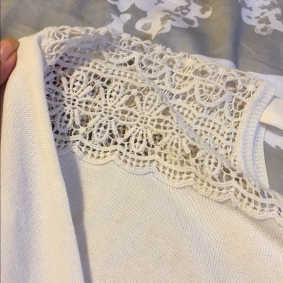 Last one🍁 Nude/bone tie top🍁 - Picture 2 of 4