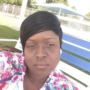 Meet your Posher, Tara