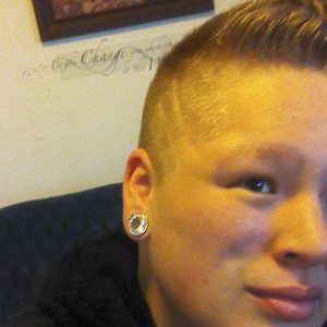 Meet your Posher, Caitlin