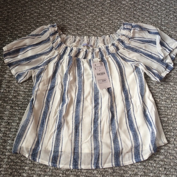 Zara Off the Shoulder top