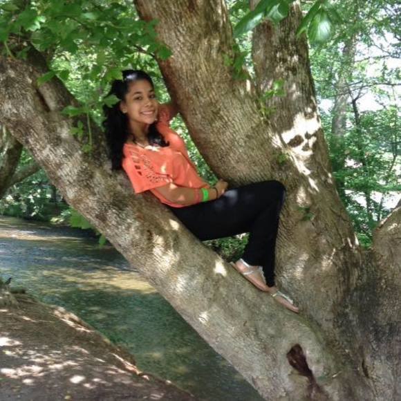 Meet your Posher, Madai