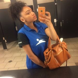 Meet your Posher, Tierra