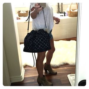 Authentic Louis Vuitton Neofull MM