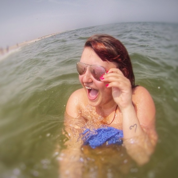 Meet your seller! Hi I'm Stefanie :) - Picture 3 of 4