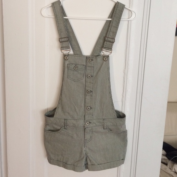 Blue and white striped overalls!