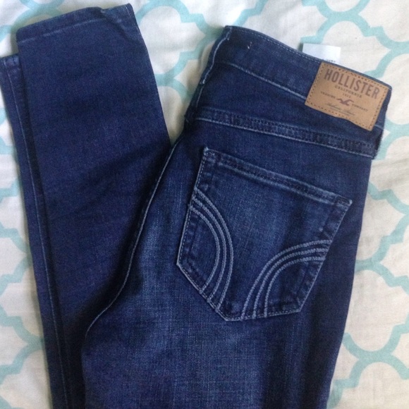 hollister high rise super skinny jean💖