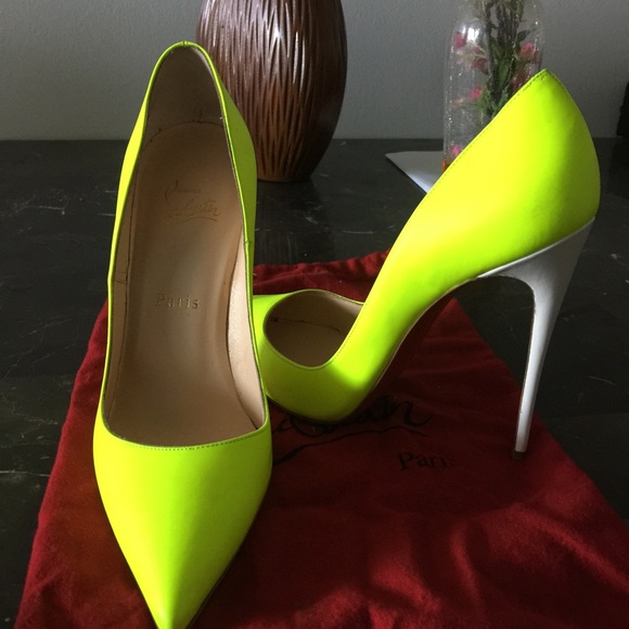 gently used christian louboutin shoes gently used christian louboutin shoes