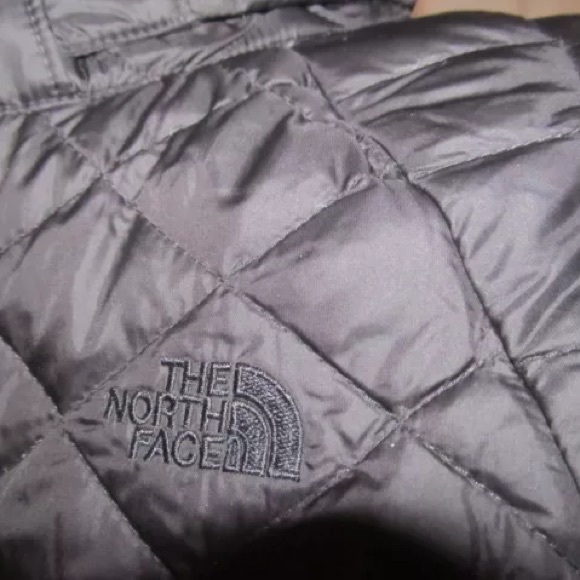 SOLD The Northface transit Jacket Woman XS OBO - Picture 3 of 4
