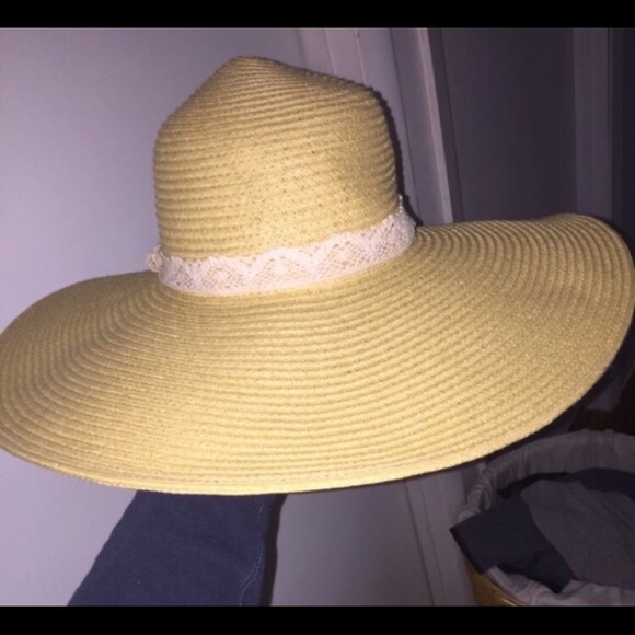 Hat - Picture 2 of 2