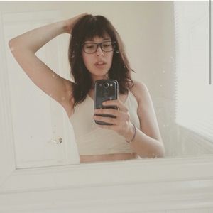 Meet your Posher, Amelia