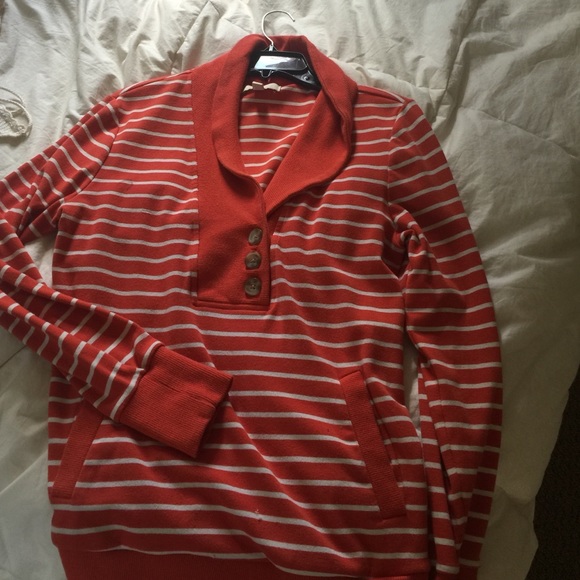 Banana Republic pullover sweatshirt orange&white