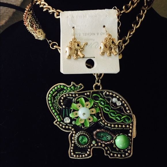 Nena Jewelry - Green Exotic Elephant Necklace and Earrings
