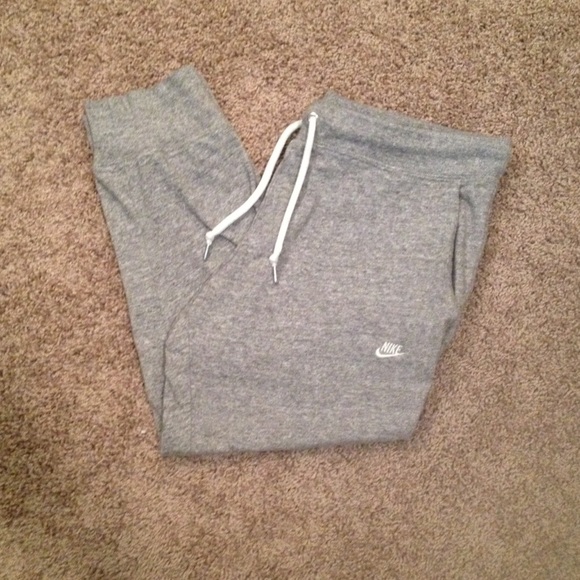 Nike Capris Sweats