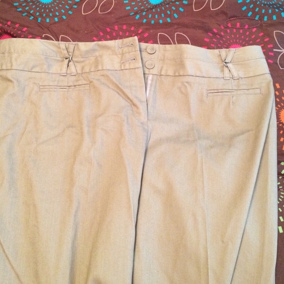 Dress pants - Picture 2 of 2