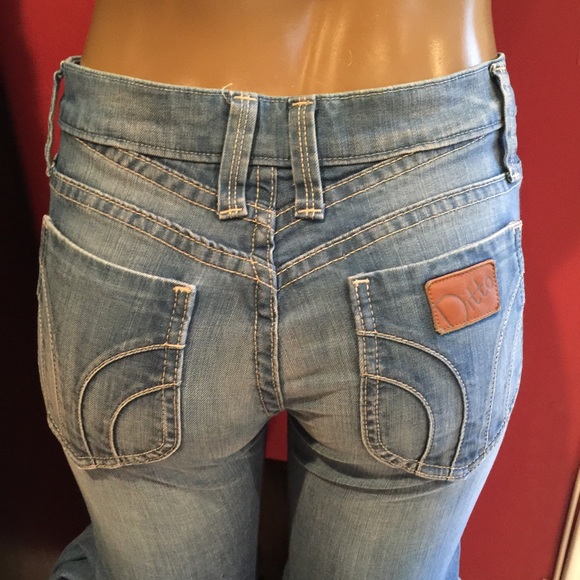 NWOT Dittos bell bottom jeans 25x33.