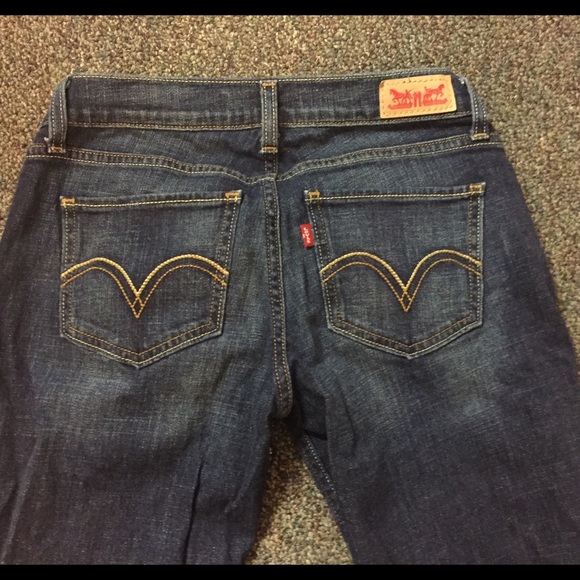 Levi's 524 skinny jeans