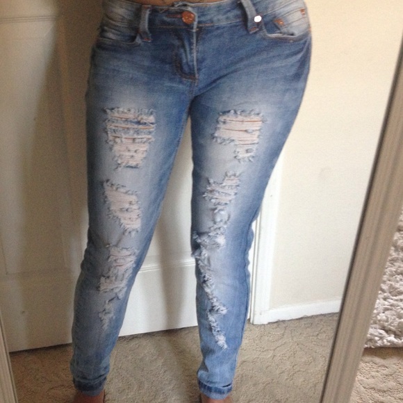 💠 Ripped Jeans 💠