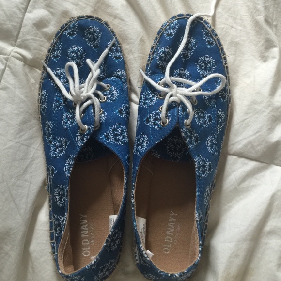 Old navy sneakers