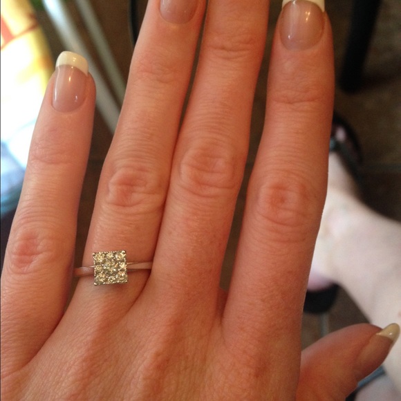 Diamond ring - Picture 2 of 4