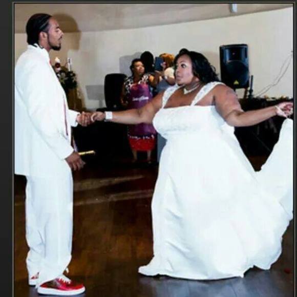 Meet your Posher, Cliffton - Picture 1 of 1