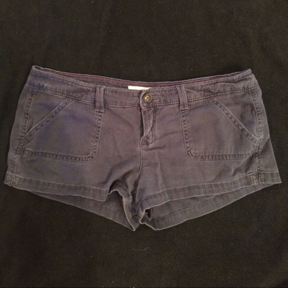 HOLLISTER NAVY BLUE SHORTS