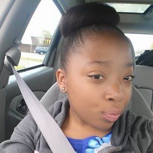 Meet your Posher, Bri