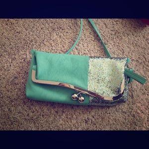 Jessica Simpson mint clutch