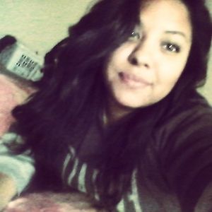 Meet your Posher, Desiree