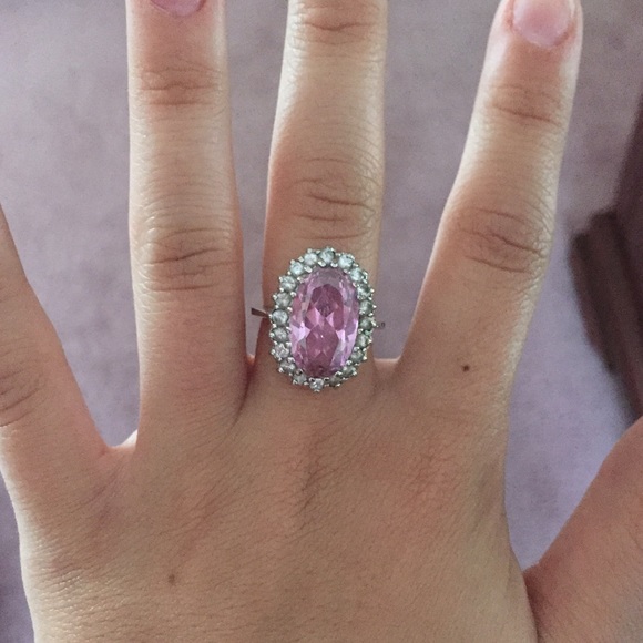 Pretty pink stone ring