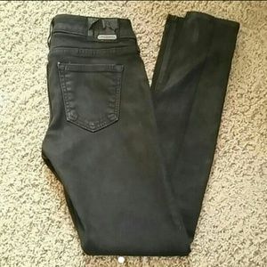 Black skinny jeans