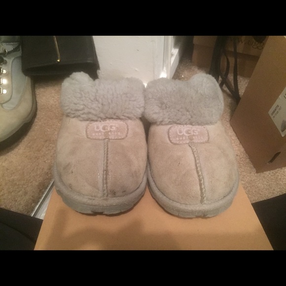 UGG