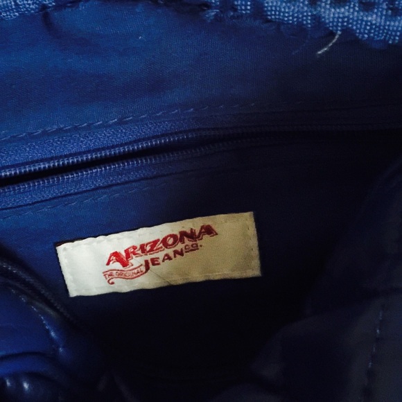 Handbag - Picture 3 of 3