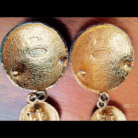 Chanel  Dangle EarringsPhotos! Come & 👀 in person - Picture 2 of 4