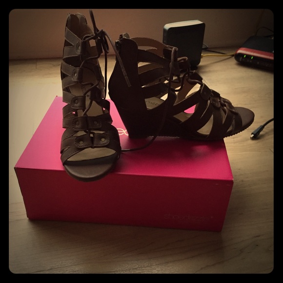 Size 8 never worn