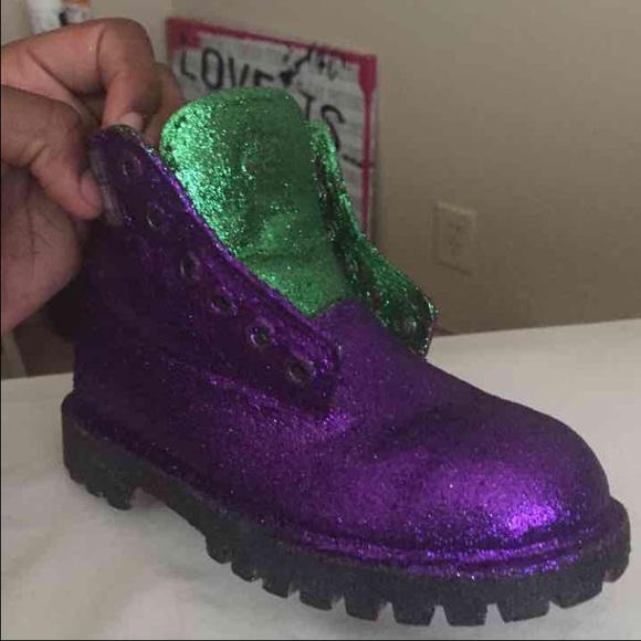Custom Mardi Gras Timbs - Picture 3 of 4