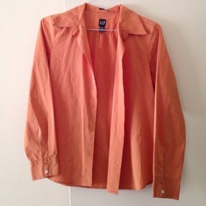 Gap button up