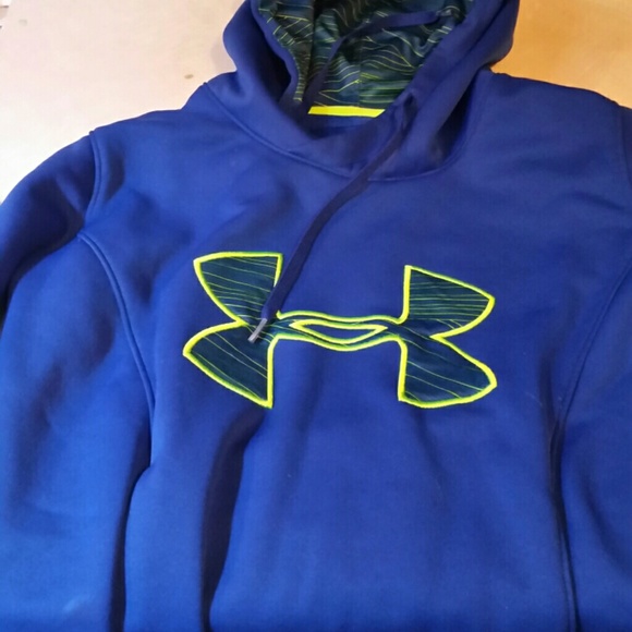Under Armour Hoodie - Picture 2 of 3
