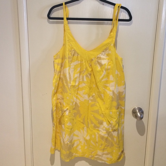 Yellow dress.