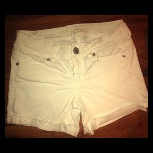 White American Eagle Shorts Size 4