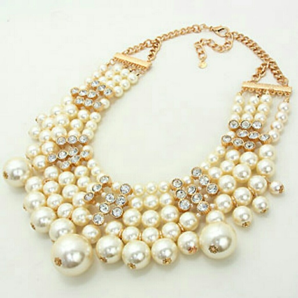 Necklace  and earrings