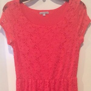 HIDDEN HEART LACE DRESS SIZE LARGE