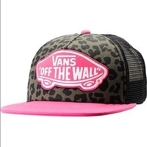 Pink and leopard flat bill vans SnapBack
