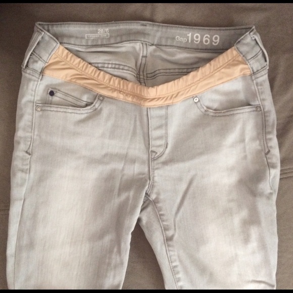 Gap maternity jeans