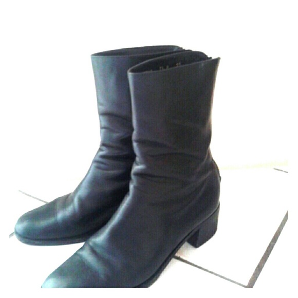Great Cole Haan blk leather "Jo" Boots ,sz 7 1/2