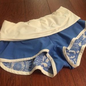 lululemon reversible board shorts - size 2