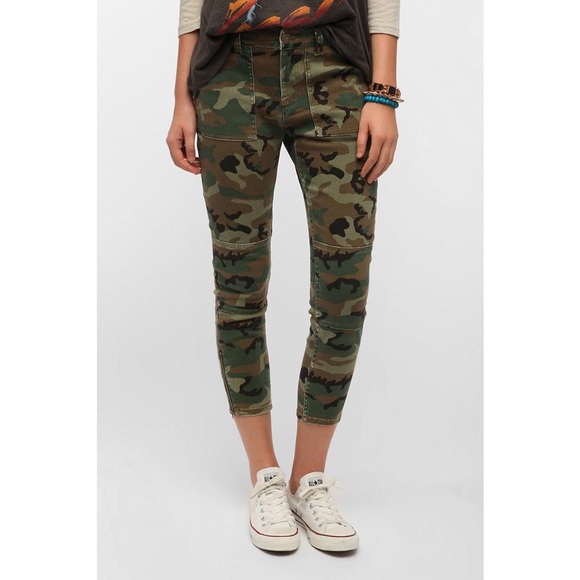 BDG Patch-Pocket Cargo Pant