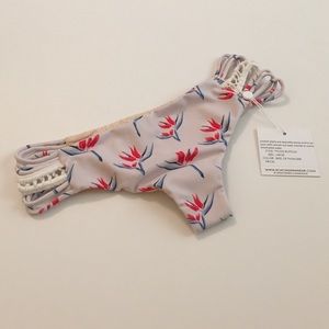 Acacia NWT Large Birds of Paradise Pikake Bottom