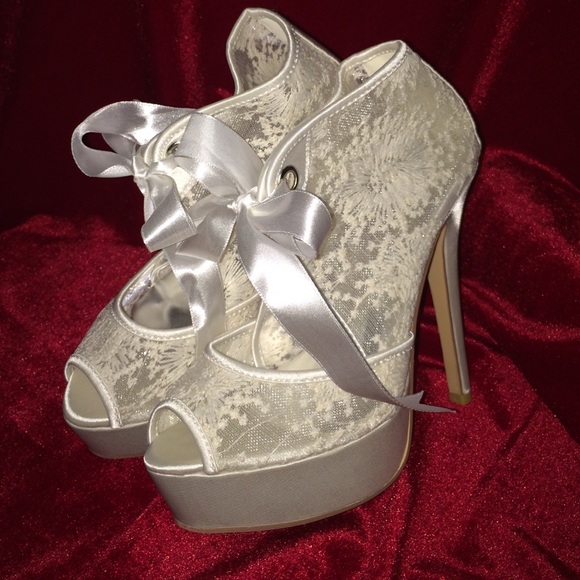 WEDDING SHOES SZ.5 EXTRA PICS PARTII - Picture 2 of 4